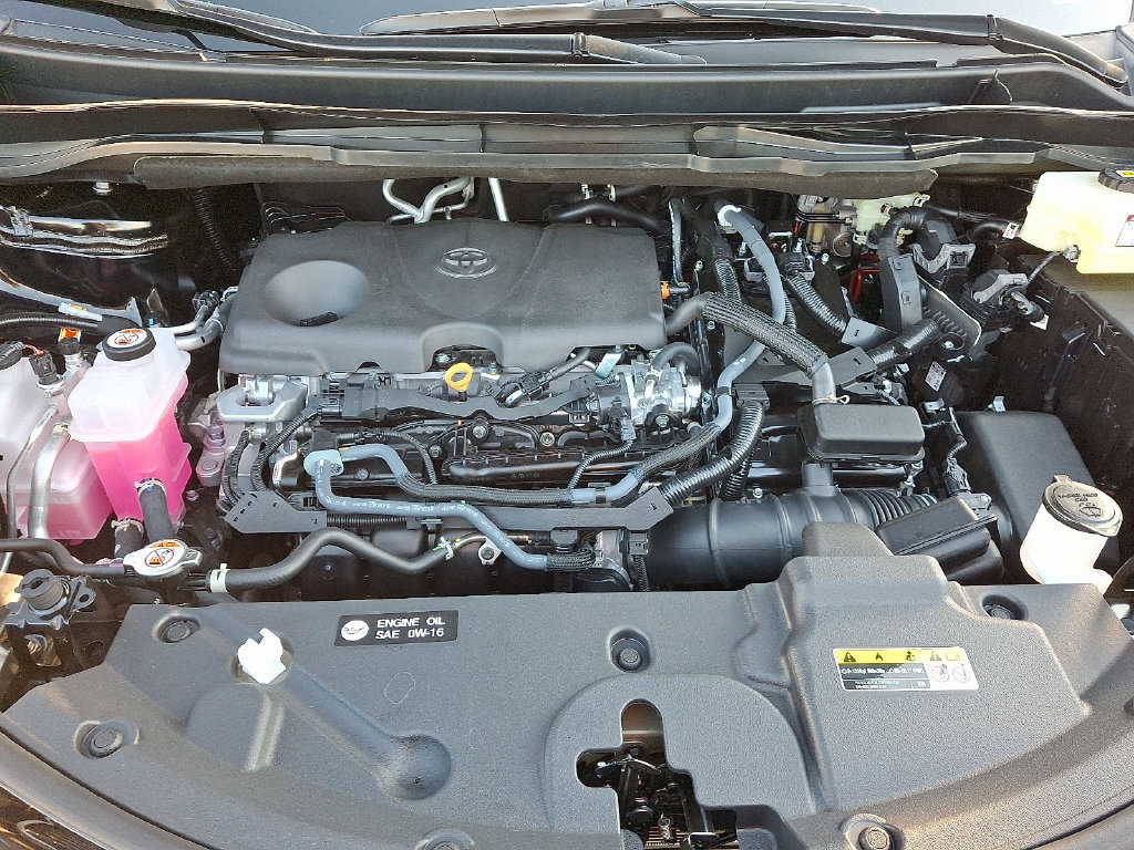 Used 2026 Toyota Sienna Limited FWD image 34