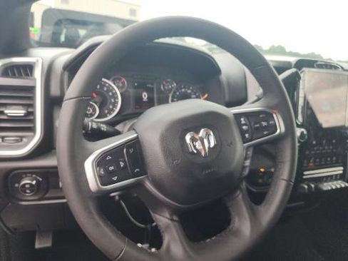 Used 2025 RAM 2500 Big Horn AWD/4WD image 10