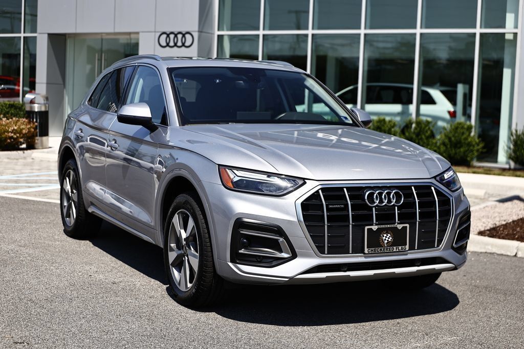 Certified 2023 Audi Q5 Premium w/ Premium Plus Package AWD/4WD image 2