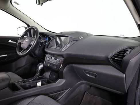 Used 2019 Ford Escape SE image 22