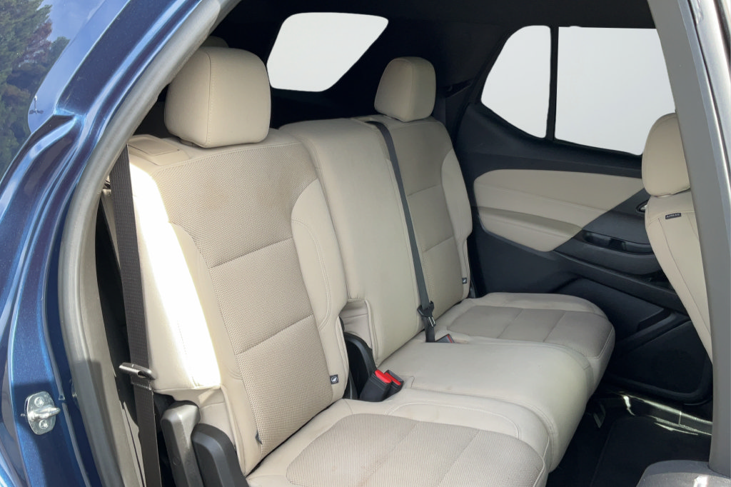 Used 2023 Chevrolet Traverse LS FWD image 20