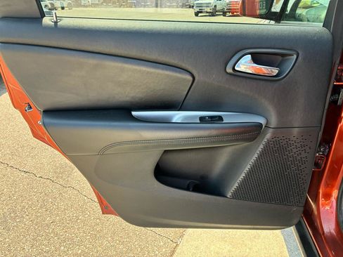 Used 2012 Dodge Journey FWD image 16