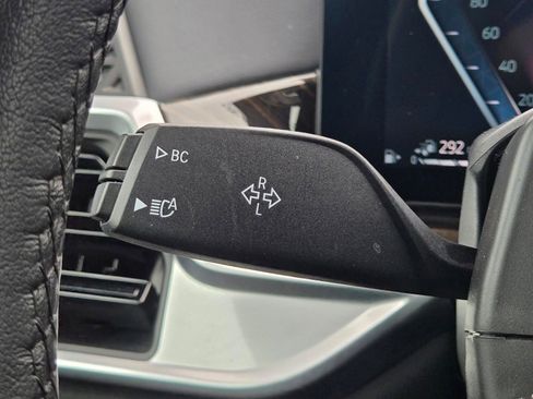 Used 2025 BMW X5 xDrive50e AWD/4WD image 24