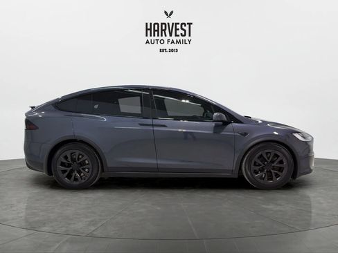 Used 2023 Tesla Model X image 8