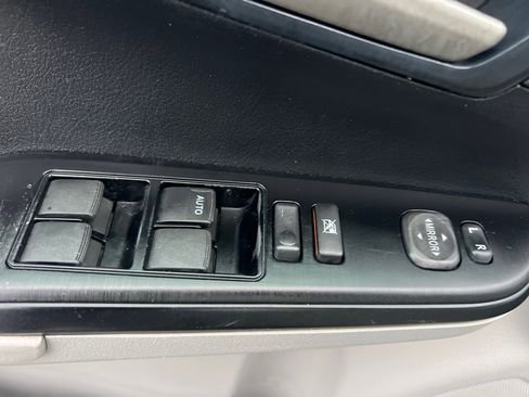 Used 2013 Toyota Camry LE image 20