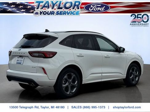 Certified 2024 Ford Escape ST-Line w/ Tech Pack #1 AWD/4WD image 3