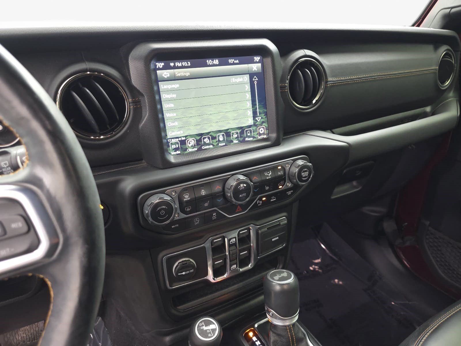 Used 2021 Jeep Wrangler Unlimited Sahara AWD/4WD image 17