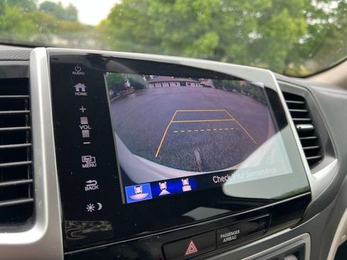Used 2018 Honda Pilot EX-L image 41
