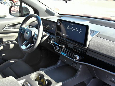 Used 2024 Honda Prologue EX image 46