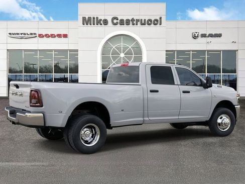 New 2026 RAM 3500 Tradesman image 4