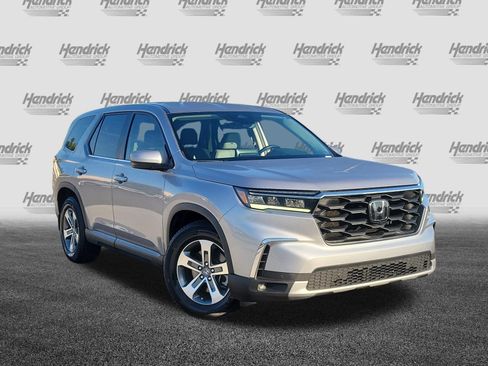 Used 2023 Honda Pilot EX-L image 2