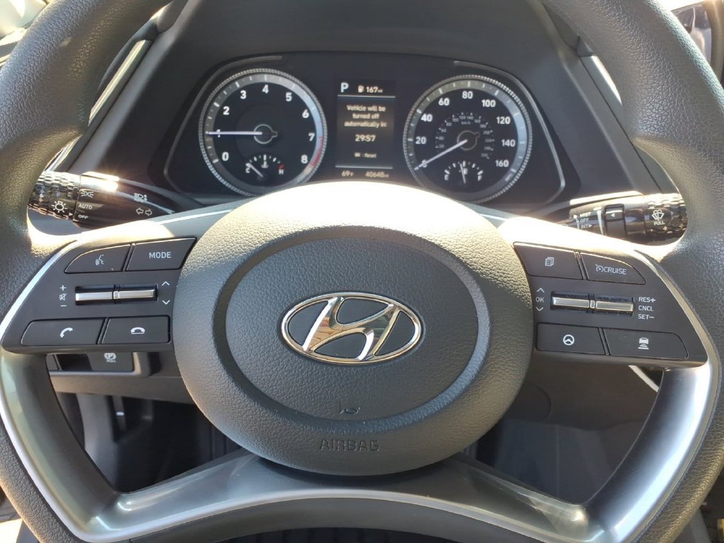 Used 2023 Hyundai Sonata SEL w/ Preferred Accessory Package FWD image 5