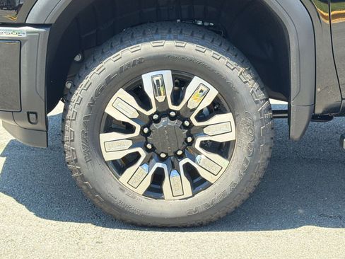 New 2026 GMC Sierra 2500 Denali w/ Denali Reserve Package AWD/4WD image 12