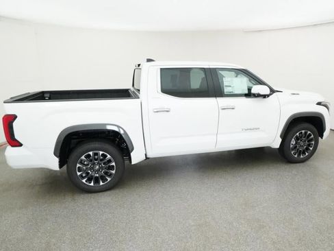 New 2026 Toyota Tundra Limited AWD/4WD image 10