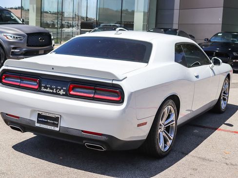Used 2021 Dodge Challenger GT w/ Plus Package RWD image 4