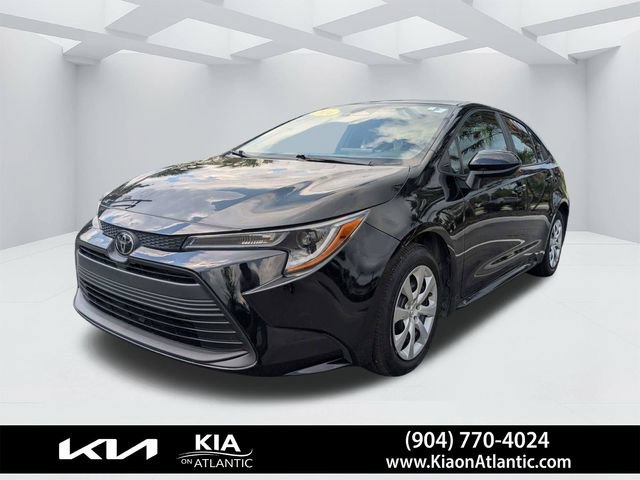 Used 2024 Toyota Corolla LE FWD image 7