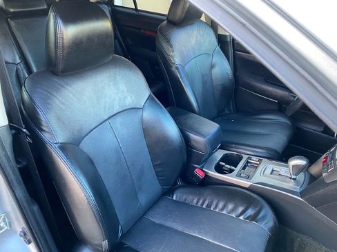 Used 2012 Subaru Outback 2.5i Limited image 17