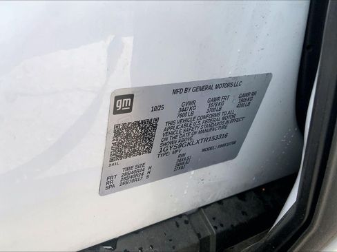 Certified 2026 Cadillac Escalade Platinum Sport AWD/4WD image 32