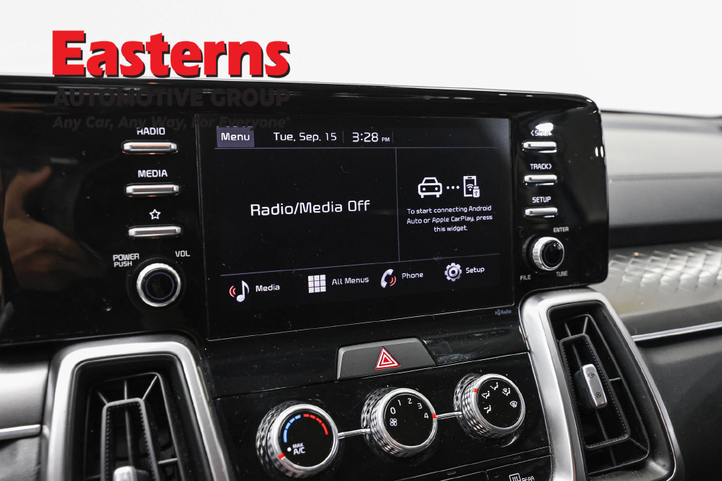 Used 2022 Kia Sorento LX FWD image 19
