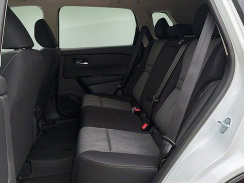 New 2026 Nissan Rogue SV w/ Cold Weather Package AWD/4WD image 15