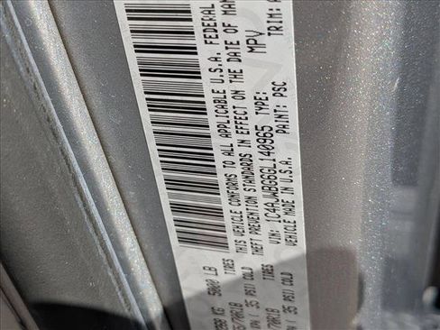 Used 2016 Jeep Wrangler Sahara w/ Connectivity Group image 15