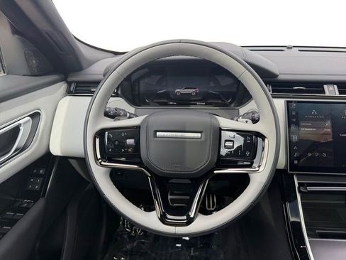 Certified 2026 Land Rover Range Rover Velar Dynamic SE AWD/4WD image 15