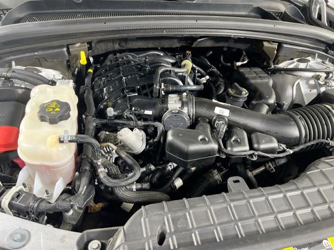 Used 2022 Jeep Grand Cherokee Limited image 31