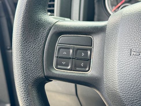 Used 2015 RAM 1500 Express AWD/4WD image 28
