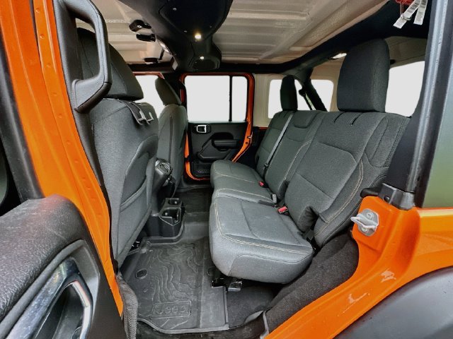 Used 2025 Jeep Wrangler Unlimited Sport AWD/4WD image 24