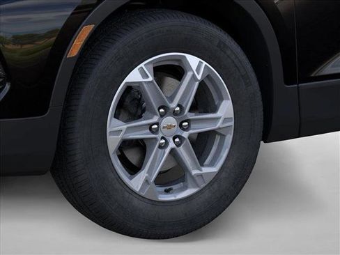 New 2026 Chevrolet Blazer LT image 9
