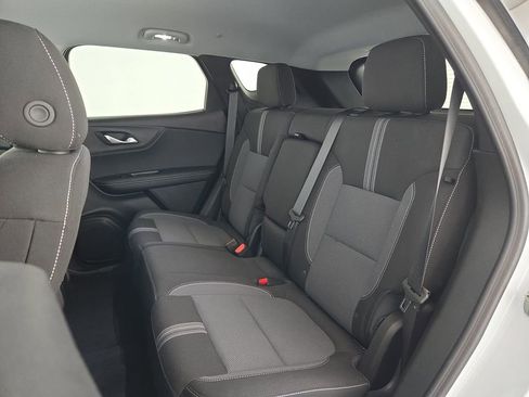 Used 2025 Chevrolet Blazer LT FWD image 30