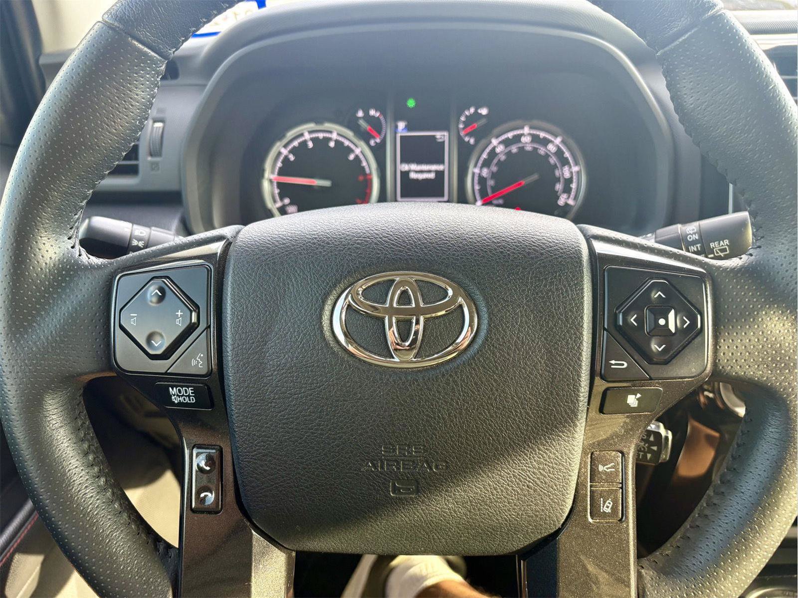 Used 2022 Toyota 4Runner TRD Off-Road Premium AWD/4WD image 19