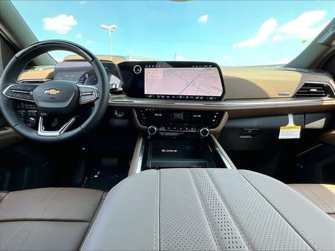 New 2026 Chevrolet Tahoe High Country AWD/4WD image 11