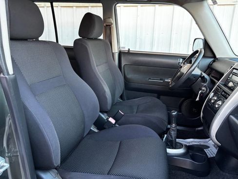 Used 2005 Scion xB image 15