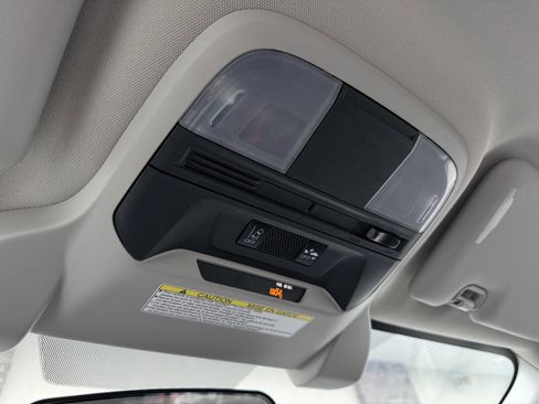 Used 2023 Subaru Impreza 2.0i image 18