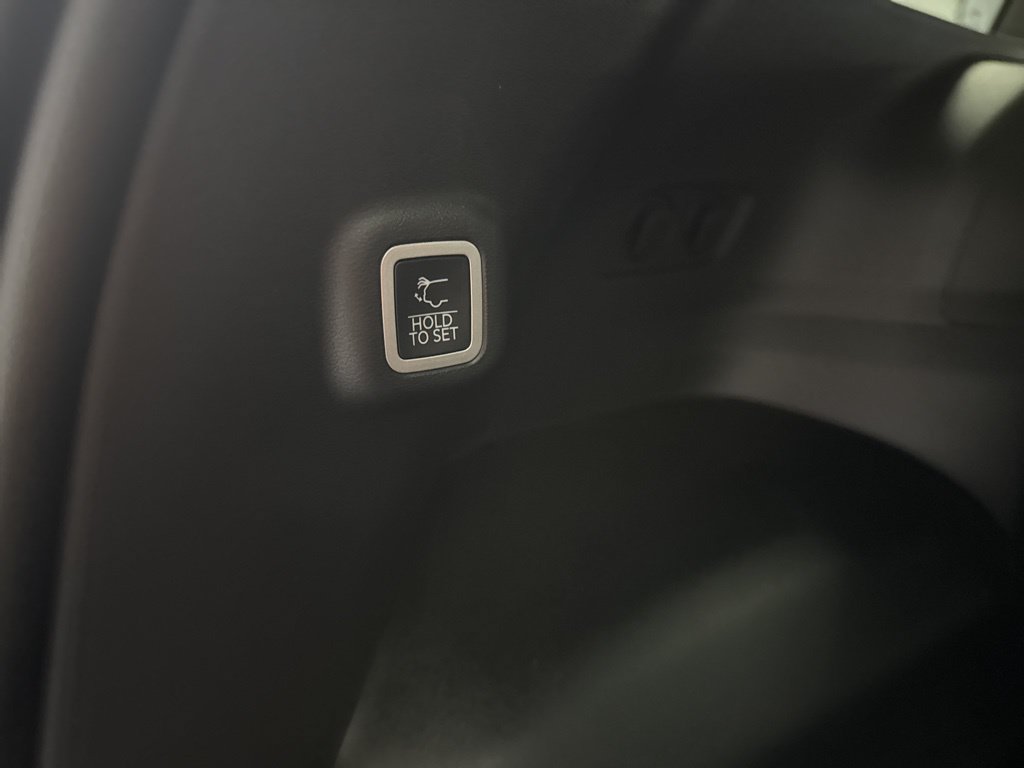 New 2026 Jeep Cherokee Limited AWD/4WD image 32