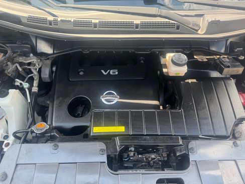 Used 2015 Nissan Quest S FWD image 8