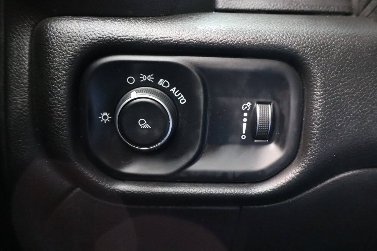 Used 2021 RAM 2500 Tradesman w/ Protection Group AWD/4WD image 14