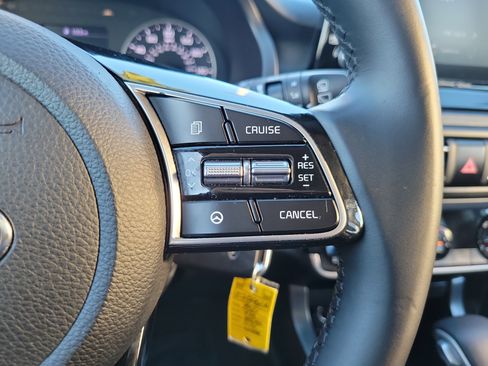 Used 2021 Kia Seltos S image 16