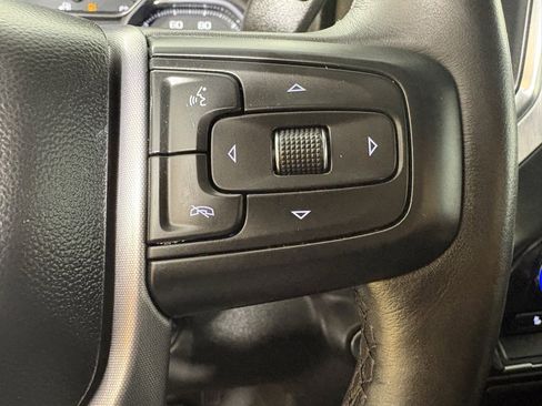 Used 2022 GMC Sierra 1500 Elevation image 24