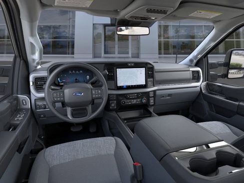 New 2026 Ford F350 XLT w/ XLT Premium Package AWD/4WD image 9