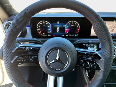 Certified 2024 Mercedes-Benz CLA 250 4MATIC image 30