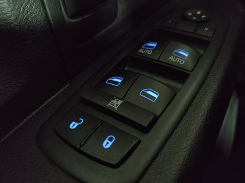 Used 2018 RAM 1500 Tradesman w/ Popular Equipment Group RWD image 27