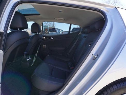 Used 2018 Kia Stinger Premium image 24