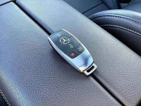 Certified 2022 Mercedes-Benz GLS 450 4MATIC image 39