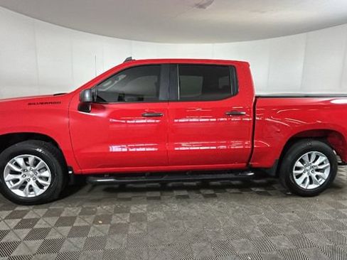 Used 2024 Chevrolet Silverado 1500 Custom w/ LPO, Dark Essentials Package AWD/4WD image 5