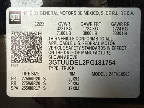 Used 2023 GMC Sierra 1500 SLT w/ SLT Premium Plus Package AWD/4WD image 26