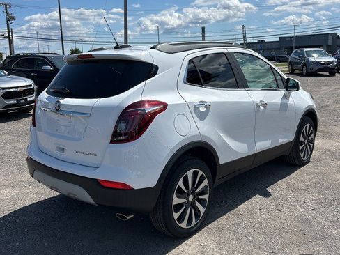 Used 2021 Buick Encore Preferred FWD image 5