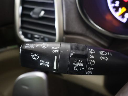 Used 2015 Jeep Grand Cherokee Overland AWD/4WD image 42