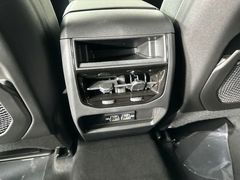 New 2025 Jeep Grand Cherokee Laredo X image 17